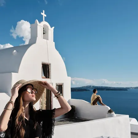 Olvos Luxury Oia (Santorini)